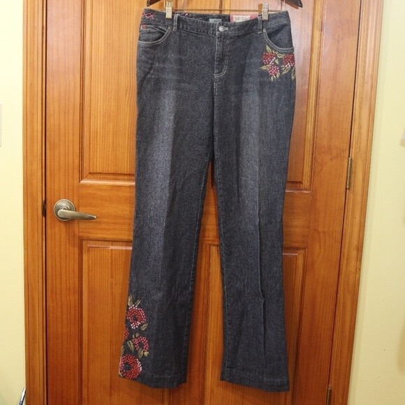 Jjill Re-Done Strawberry Embroidered Jean's Stretch Denim 10 Tall - Picture 2 of 15